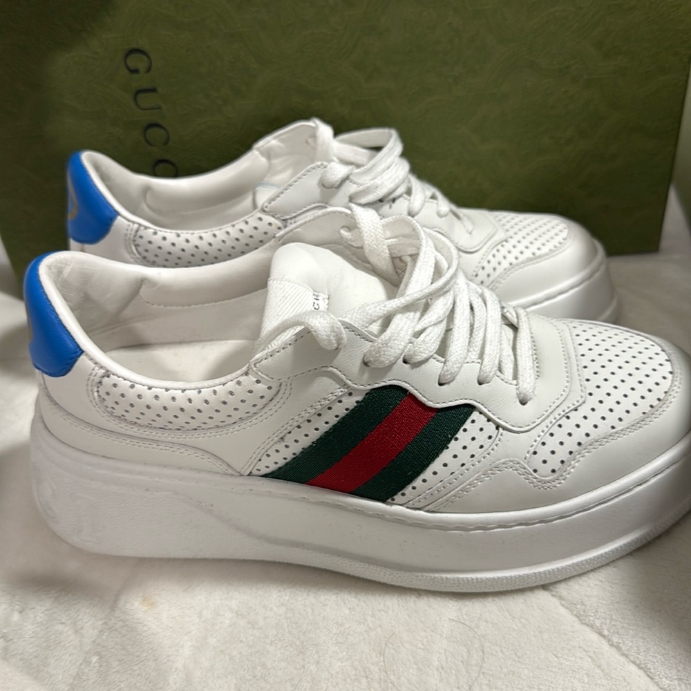 Gucci web sneakers - worn twice . Includes box extra laces and  two dust bags.
